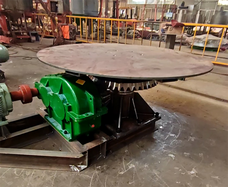 客戶定制1.5米圓盤(pán)給料機(jī)2臺(tái)
